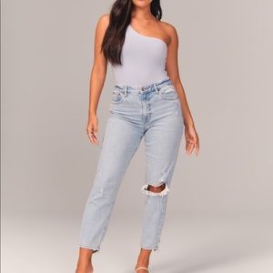 Abercrombie Curve Love Hi Rise Mom Jeans Size 6 / 28 ripped knee light wash